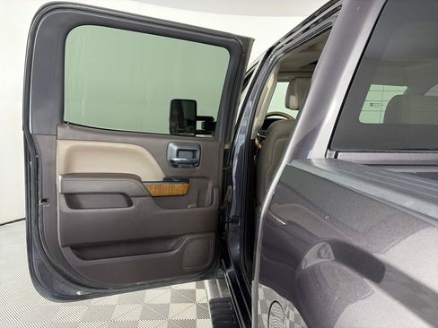 Used 2015 GMC Sierra 1500 SLT w/ Max Trailering Package image 11