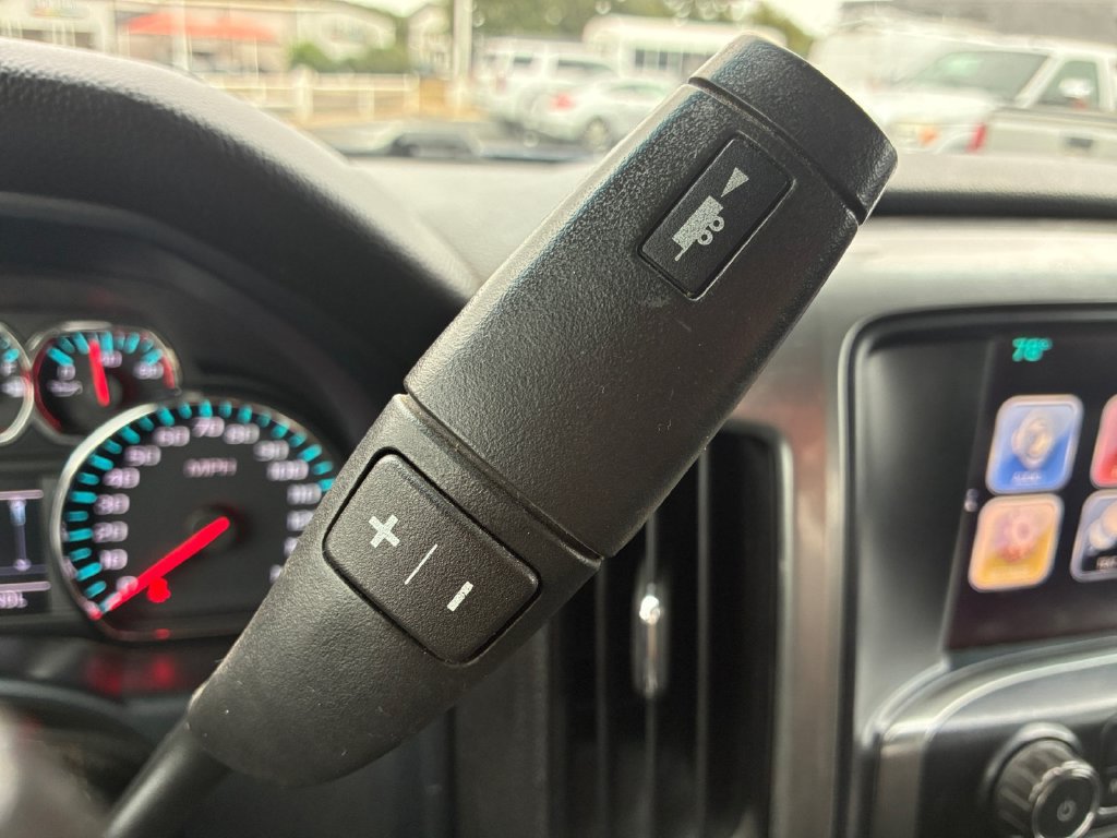 Used 2018 Chevrolet Silverado 1500 LT w/ Texas Edition RWD image 23