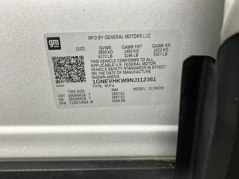 Used 2022 Chevrolet Traverse LT image 9