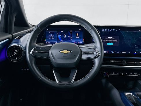 Used 2024 Chevrolet Equinox EV LT w/ LPO, Blackout Package image 18