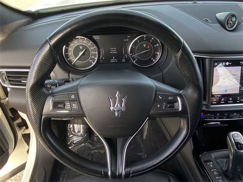 Used 2022 Maserati Levante GT image 10