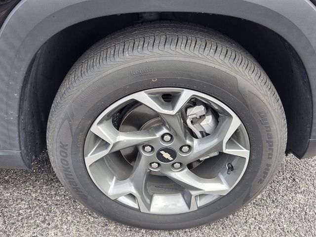 Certified 2024 Chevrolet Trax LT w/ Driver Confidence Package FWD image 8
