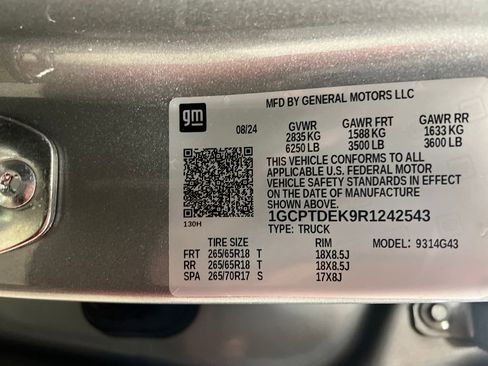 Certified 2024 Chevrolet Colorado Z71 w/ Z71 Convenience Package 2 image 29