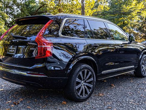 Used 2024 Volvo XC90 B5 Plus image 6