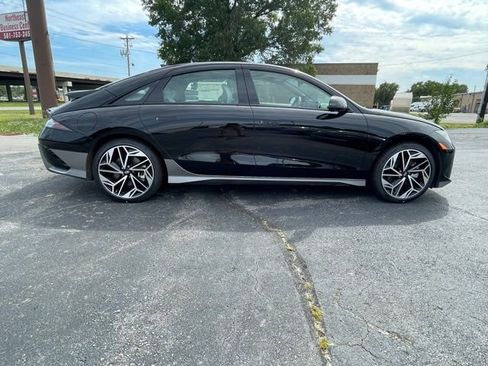 New 2024 Hyundai Ioniq 6 Limited image 8