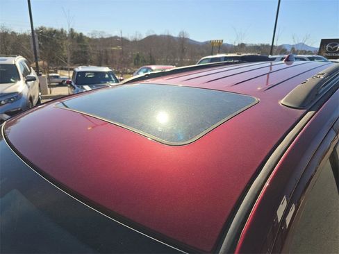 Used 2022 Dodge Durango GT image 12