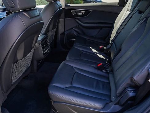 Used 2023 Audi Q7 2.0T Premium Plus w/ Premium Plus Package image 21