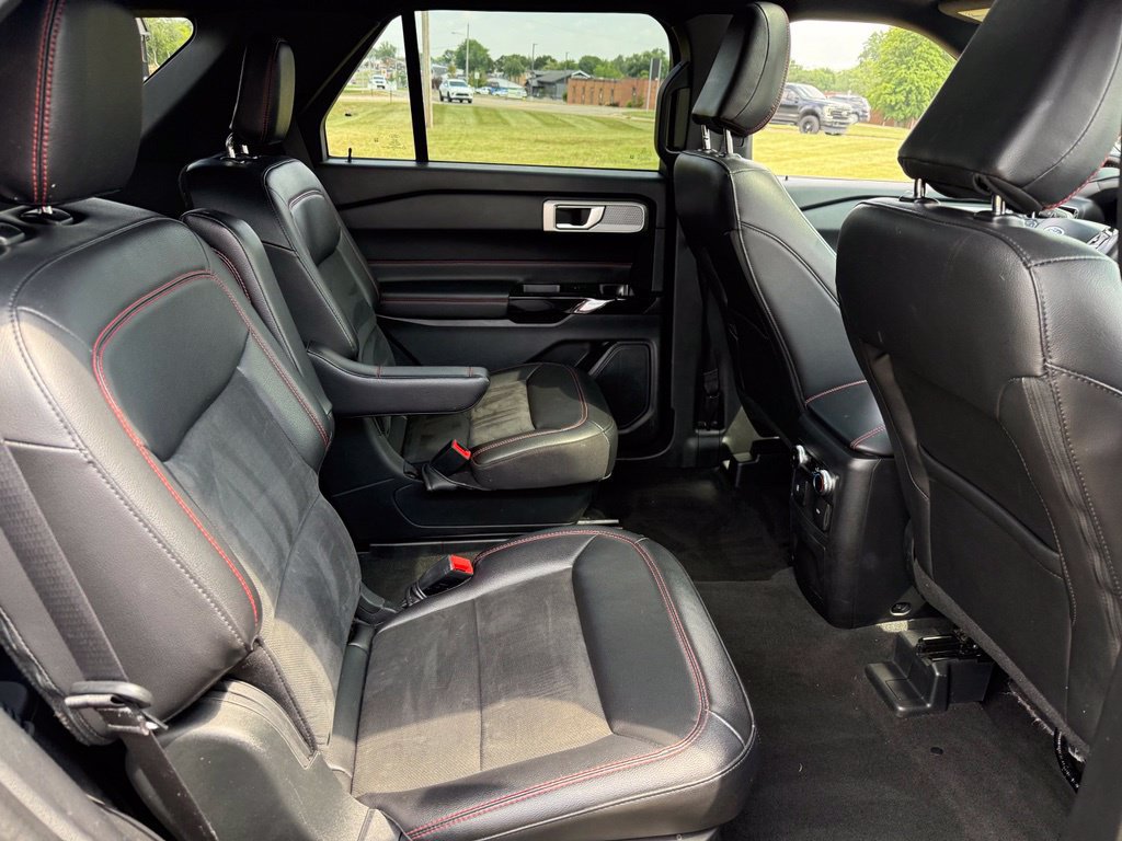 Certified 2023 Ford Explorer ST-Line w/ Class IV Trailer Tow Package AWD/4WD image 15