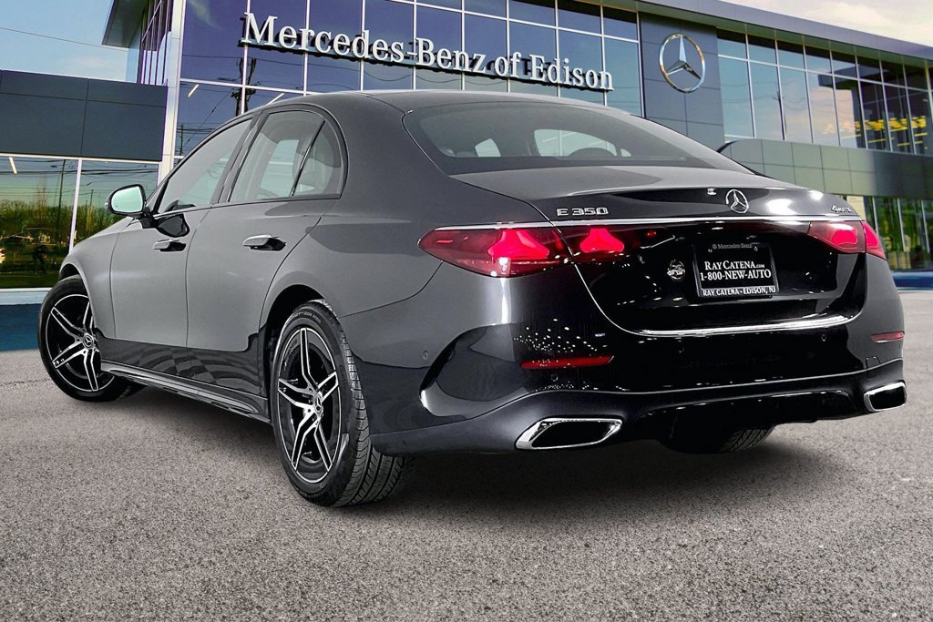 Used 2026 Mercedes-Benz E 350 4MATIC Sedan image 2