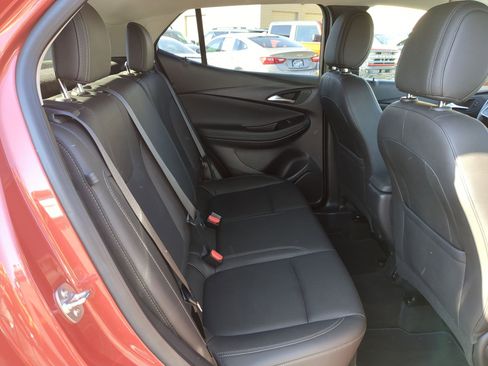 Used 2024 Buick Encore GX Sport Touring image 31