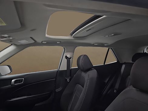 Used 2022 Hyundai Venue SEL FWD image 38