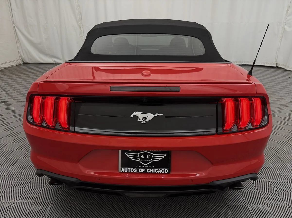 Used 2020 Ford Mustang Premium RWD image 13
