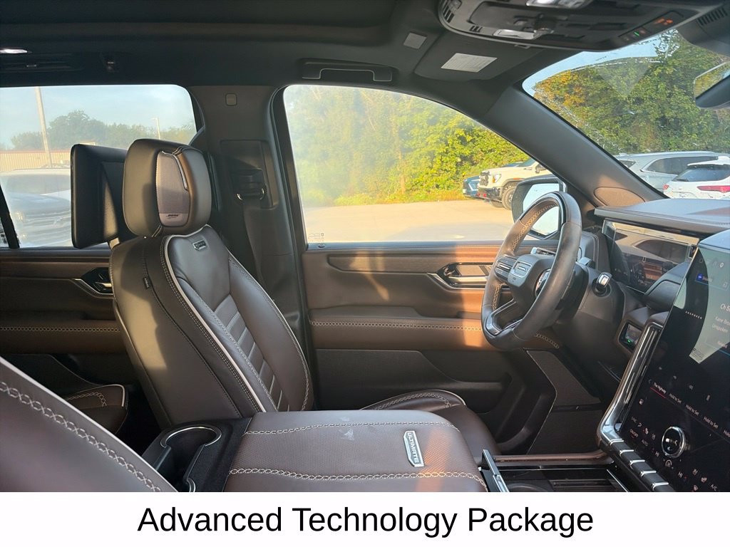 Used 2025 GMC Yukon Denali Ultimate AWD/4WD image 15