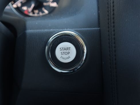 Used 2024 Nissan Armada SV RWD image 23