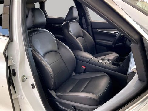 Used 2024 INFINITI QX50 Luxe FWD image 9