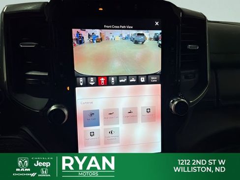New 2026 RAM 2500 Laramie AWD/4WD image 19