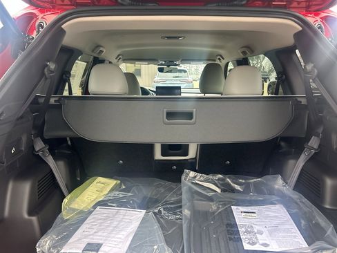 New 2026 Mitsubishi Outlander SE image 7