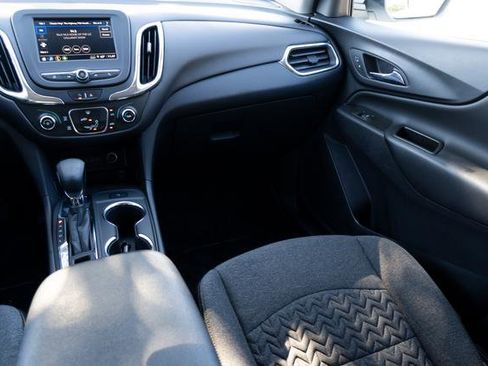 Used 2023 Chevrolet Equinox LT w/ LPO, Floor Liner Package image 10