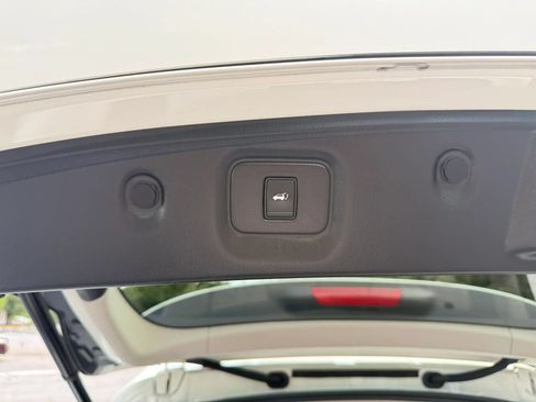 Used 2017 INFINITI QX60 Luxe w/ Premium Plus Package AWD/4WD image 60