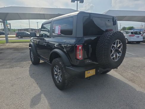 Used 2024 Ford Bronco Badlands image 3