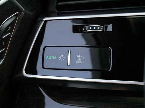 Used 2021 Audi Q7 3.0T Prestige AWD/4WD image 26