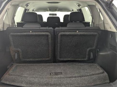 Used 2020 Volkswagen Tiguan S image 17