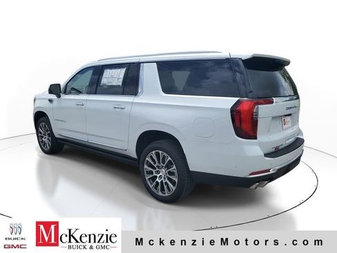 New 2026 GMC Yukon XL Denali w/ Denali Reserve Package AWD/4WD image 3