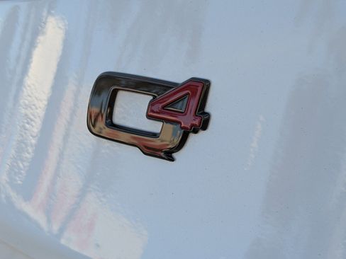 Used 2023 Alfa Romeo Stelvio Estrema image 17