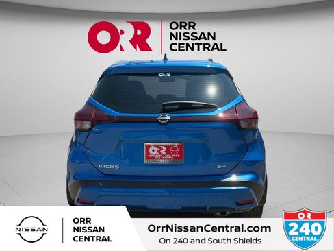 Used 2023 Nissan Kicks SV FWD image 6