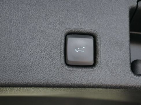 Used 2024 Ford Escape Platinum AWD/4WD image 20