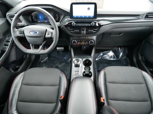 Used 2023 Ford Escape ST-Line image 10