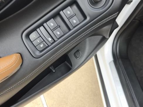 Used 2015 Buick LaCrosse Premium w/ Driver Confidence Package #1 FWD image 23