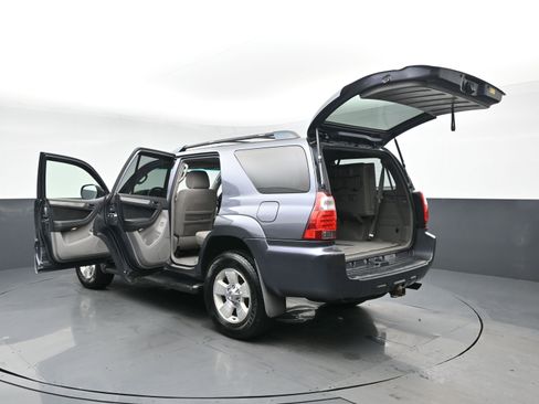 Used 2007 Toyota 4Runner SR5 image 31
