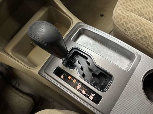 Used 2009 Toyota Tacoma PreRunner image 16