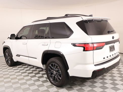 Used 2024 Toyota Sequoia Platinum AWD/4WD image 24