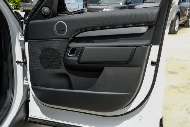 New 2026 Land Rover Discovery Limited Edition AWD/4WD image 57