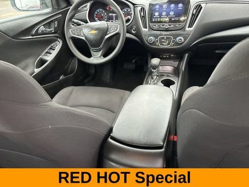 Used 2024 Chevrolet Malibu LS w/ Driver Confidence Package FWD image 34
