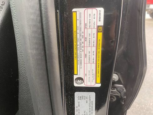 Used 2021 RAM 1500 Laramie AWD/4WD image 32