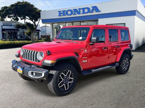 Used 2024 Jeep Wrangler Unlimited Sahara AWD/4WD image 1