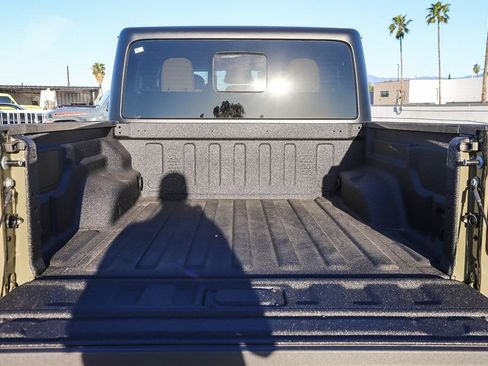 New 2026 Jeep Gladiator Willys AWD/4WD image 26