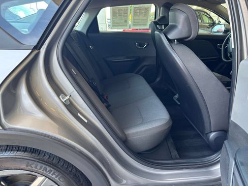 Used 2025 Kia K4 FWD image 22