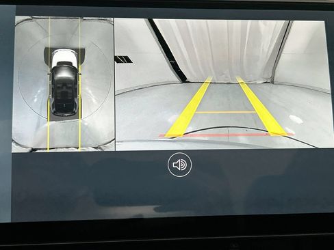 Certified 2025 Land Rover Discovery Sport S AWD/4WD image 14