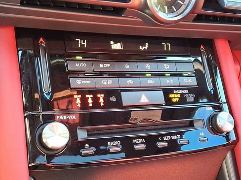 Used 2025 Lexus IS 350 F Sport image 17