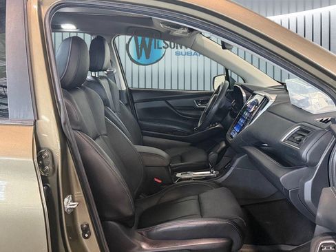 Used 2023 Subaru Ascent Limited AWD/4WD image 6