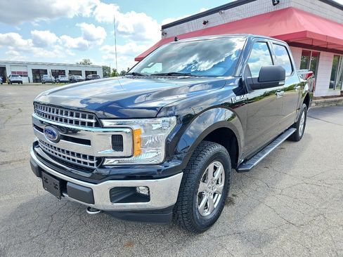 Used 2018 Ford F150 XLT w/ Equipment Group 302A Luxury AWD/4WD image 10