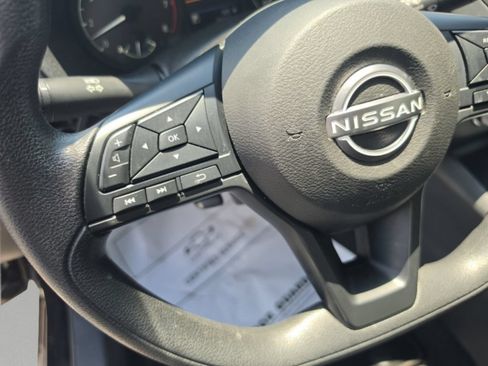 Used 2023 Nissan Altima 2.5 S FWD image 15
