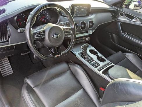 Used 2021 Kia Stinger GT image 10