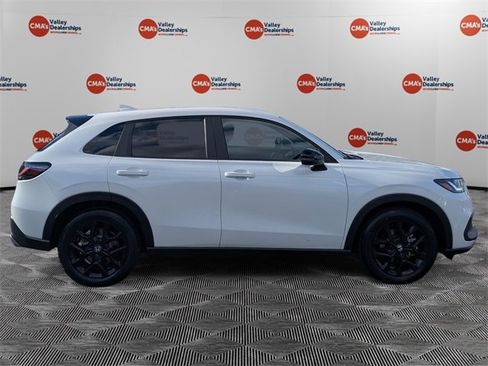 Certified 2024 Honda HR-V Sport image 4