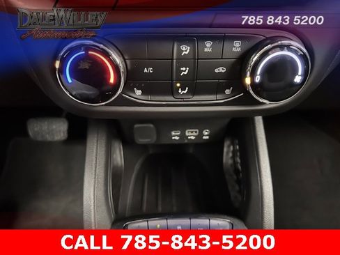 Used 2023 Chevrolet TrailBlazer LT image 13