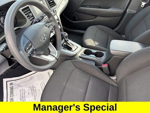 Used 2019 Hyundai Elantra SE w/ Cargo Package image 11
